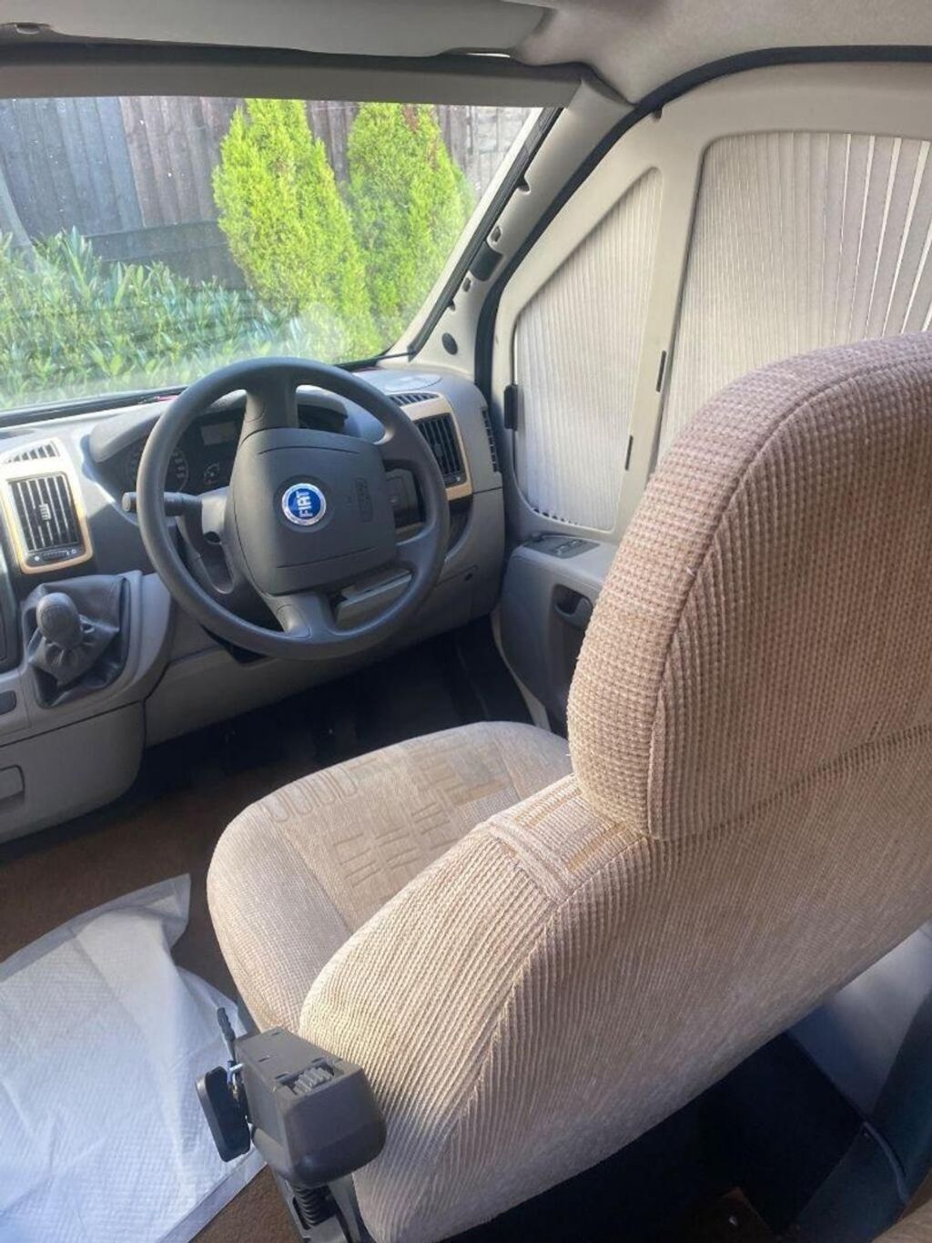 2007 Bessacar E530 - Image 12