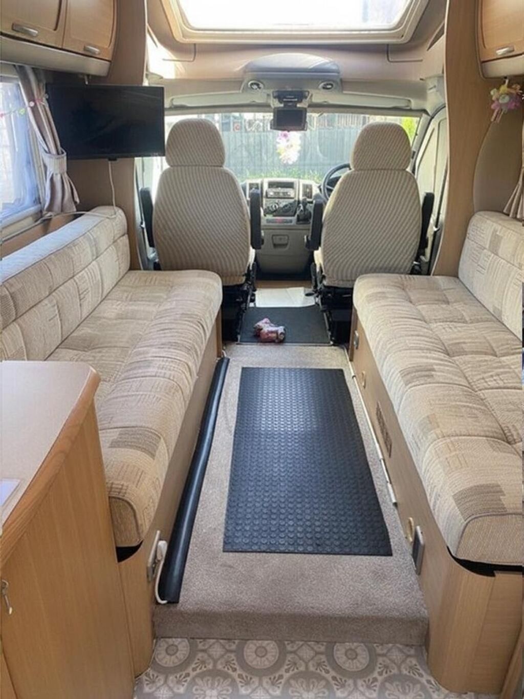 2007 Bessacar E530 - Image 13