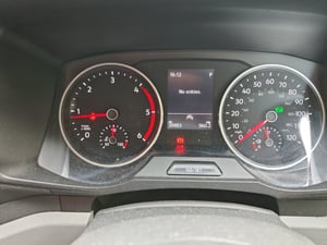 2020 Volkswagen Crafter CR35 Trendline — photo 14 of 21
