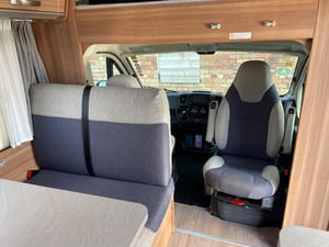 2018 Weinsberg CaraHome 600 DKG — photo 19 of 22
