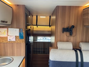 2018 Weinsberg CaraHome 600 DKG — photo 21 of 22