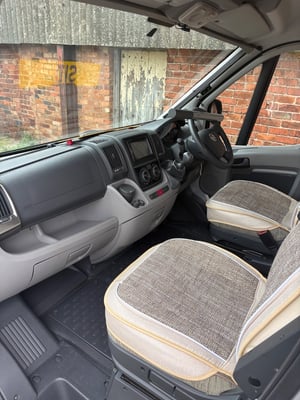 2011 Auto-Trail Mohawk — photo 3 of 27