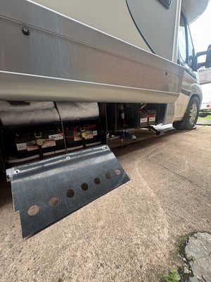 2011 Auto-Trail Mohawk — photo 21 of 27