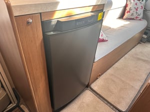2016 Auto-Trail Imala 620 — photo 34 of 42