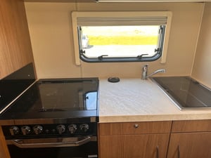 2016 Auto-Trail Imala 620 — photo 36 of 42