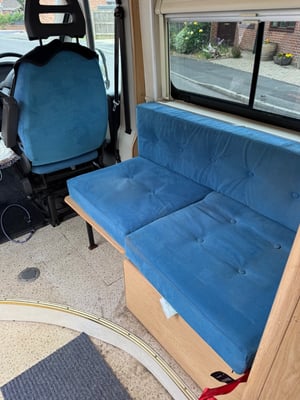 2014 Peugeot Boxer Custom Conversion — photo 10 of 26