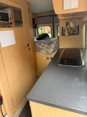 2014 Peugeot Boxer Custom Conversion — photo 15 of 26