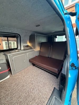 2015 Volkswagen Caddy Maxi — photo 4 of 8
