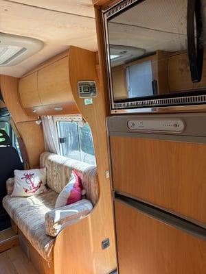 2004 Chausson Allegro — photo 10 of 14
