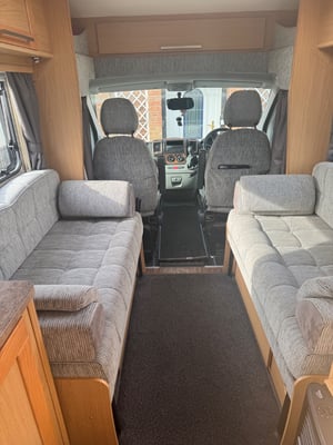 2011 Elddis Autoquest Sussex Lingfield GTM  — photo 16 of 17