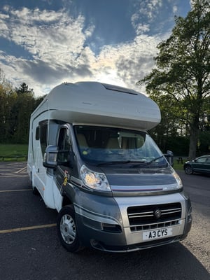 2014 Auto-Trail Tracker FB — photo 22 of 32