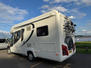 2014 Auto-Trail Tracker FB — photo 28 of 32