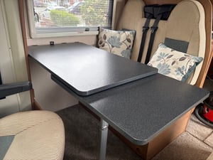 2014 Auto-Trail Tracker FB — photo 30 of 32