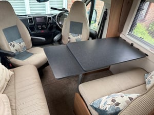 2014 Auto-Trail Tracker FB — photo 31 of 32