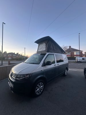2019 Volkswagen Transporter T6 SWB Diesel — photo 16 of 21