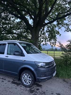 2019 Volkswagen Transporter T6 SWB Diesel — photo 18 of 21