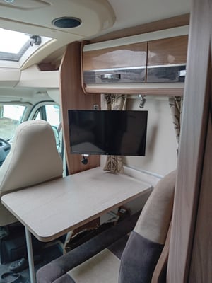 2015 Swift Bessacarr 494 — photo 10 of 14
