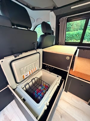 2021 Volkswagen T6.1 Campervan — photo 35 of 39