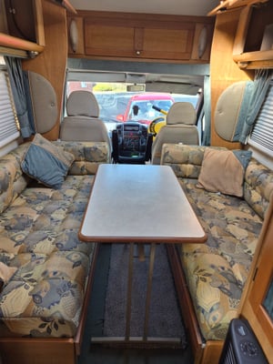 2003 Auto-Trail Tracker SE — photo 8 of 30