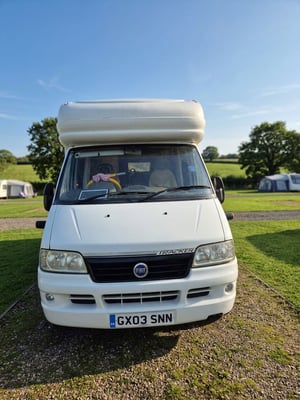 2003 Auto-Trail Tracker SE