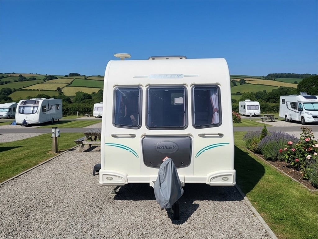 2011 Bailey Olympus 504 - Image 1