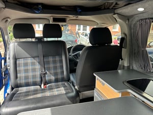 2004 Volkswagen T5 Campervan — photo 28 of 38