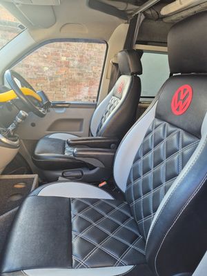 2010 VW Transporter T26 84TDI — photo 10 of 10
