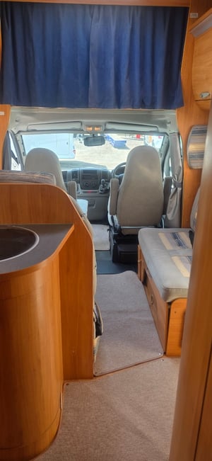 2007 Adria Coral 660SL — photo 9 of 26