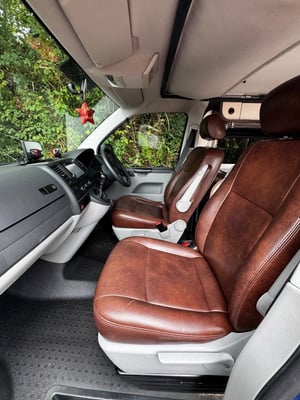 2015 Volkswagen Transporter — photo 19 of 37