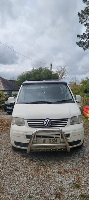 2004 Volkswagen T5 Campervan — photo 1 of 8