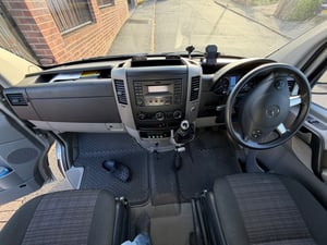 2014 Mercedes-Benz Sprinter — photo 6 of 20