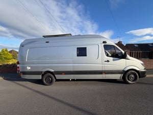 2014 Mercedes-Benz Sprinter — photo 3 of 20