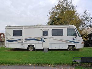 2000 Georgie Boy Pursuit Cruisemaster GL — photo 2 of 25