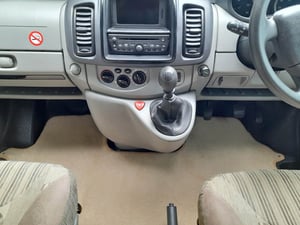 2012 Bentley Ochre — photo 3 of 30