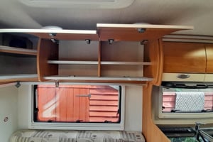 2012 Bentley Ochre — photo 17 of 35