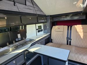 2023 Ford Transit Custom 300 Trend — photo 11 of 15