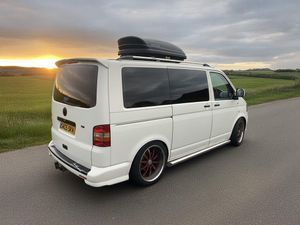 2005 VOLKSWAGEN transporter T5