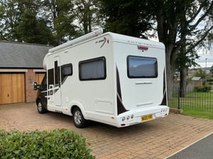 2022 Auto-Trail F-Line F68 — photo 3 of 38