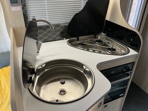 2022 Auto-Trail F-Line F68 — photo 5 of 38
