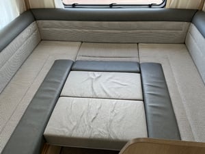 2022 Auto-Trail F-Line F68 — photo 10 of 38