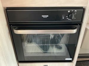 2022 Auto-Trail F-Line F68 — photo 12 of 38
