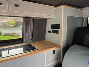 2024 Volkswagen T6.1 Campervan — photo 11 of 13