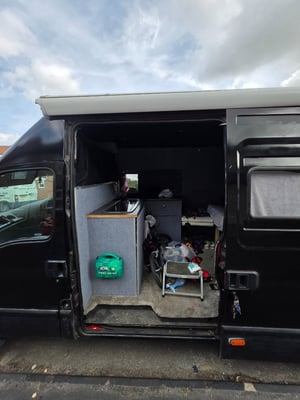 2001 Iveco Daily XLWB — photo 8 of 17