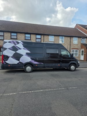 2001 Iveco Daily XLWB — photo 4 of 17