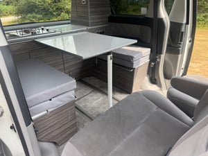 2005 Toyota Alphard — photo 3 of 12