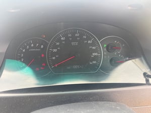 2005 Toyota Alphard — photo 6 of 12