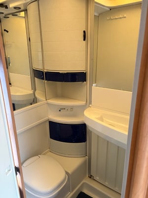 1998 Hymer B 544 — photo 11 of 14