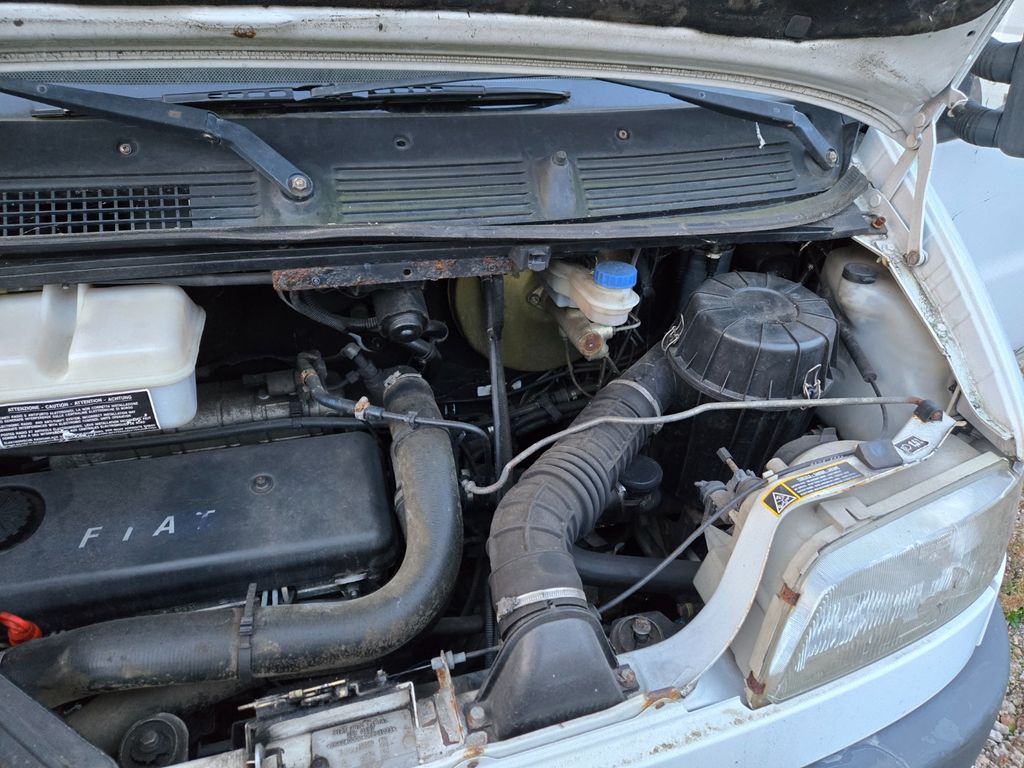 2002 knaus traveller - Image 25