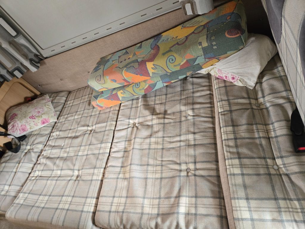 2002 knaus traveller - Image 7