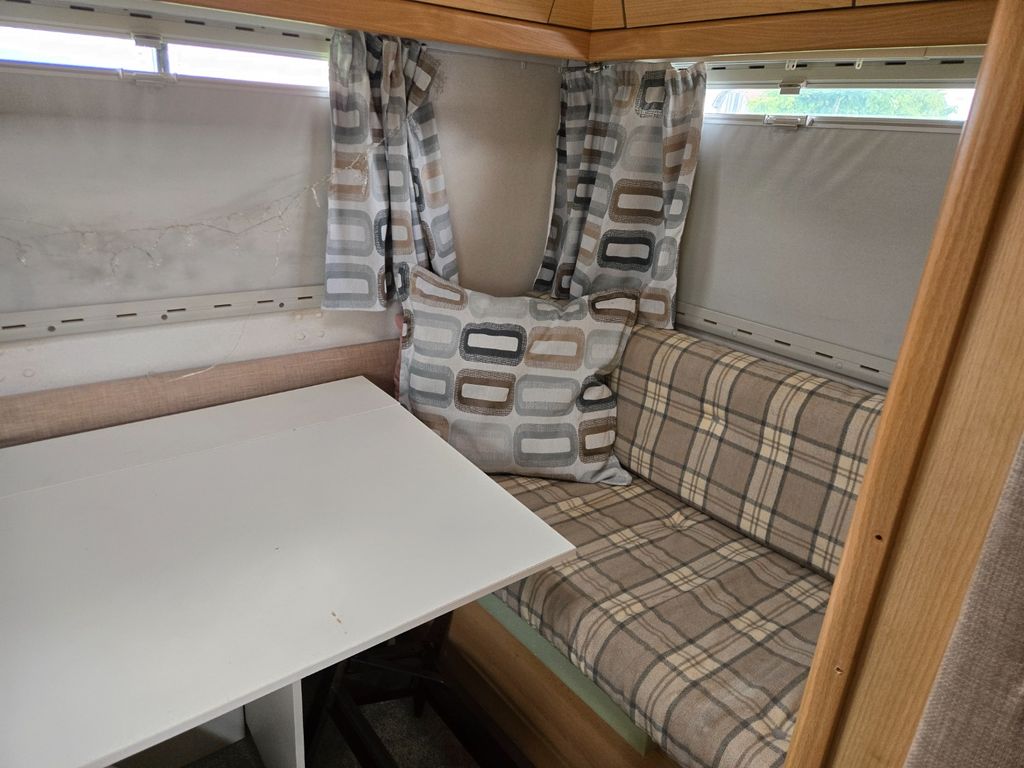 2002 knaus traveller - Image 14